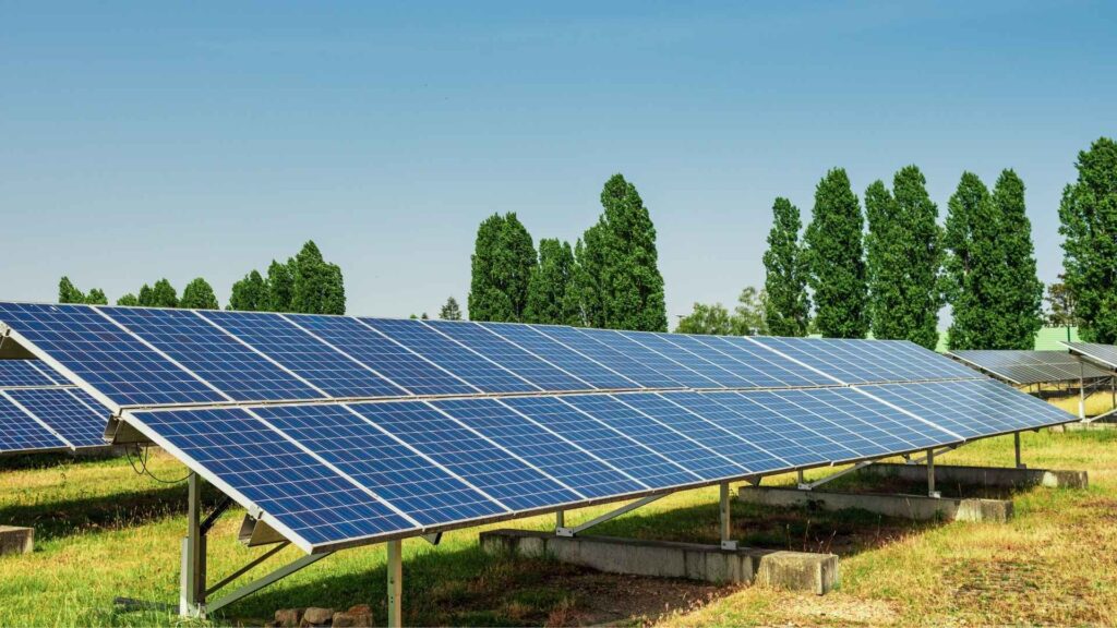 How Businesses Benefit from Commercial Solar Installations